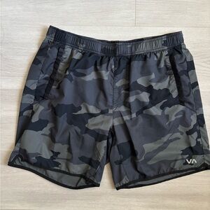 Blackout Camo Yogger